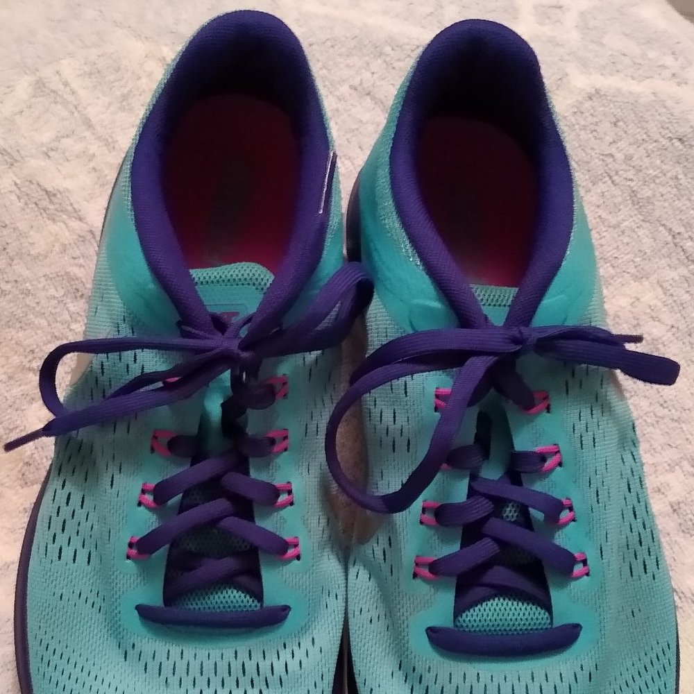 NIKE Fitsole running shoes Ladies